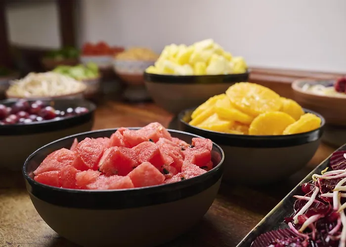 Hotel Istay By Nh Ost 4*