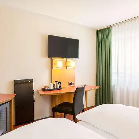 Nh Ost 4* Berlino