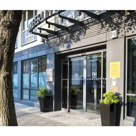 Nh Ost 4* ברלין