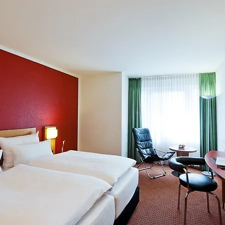 Nh Ost Otel 4*
